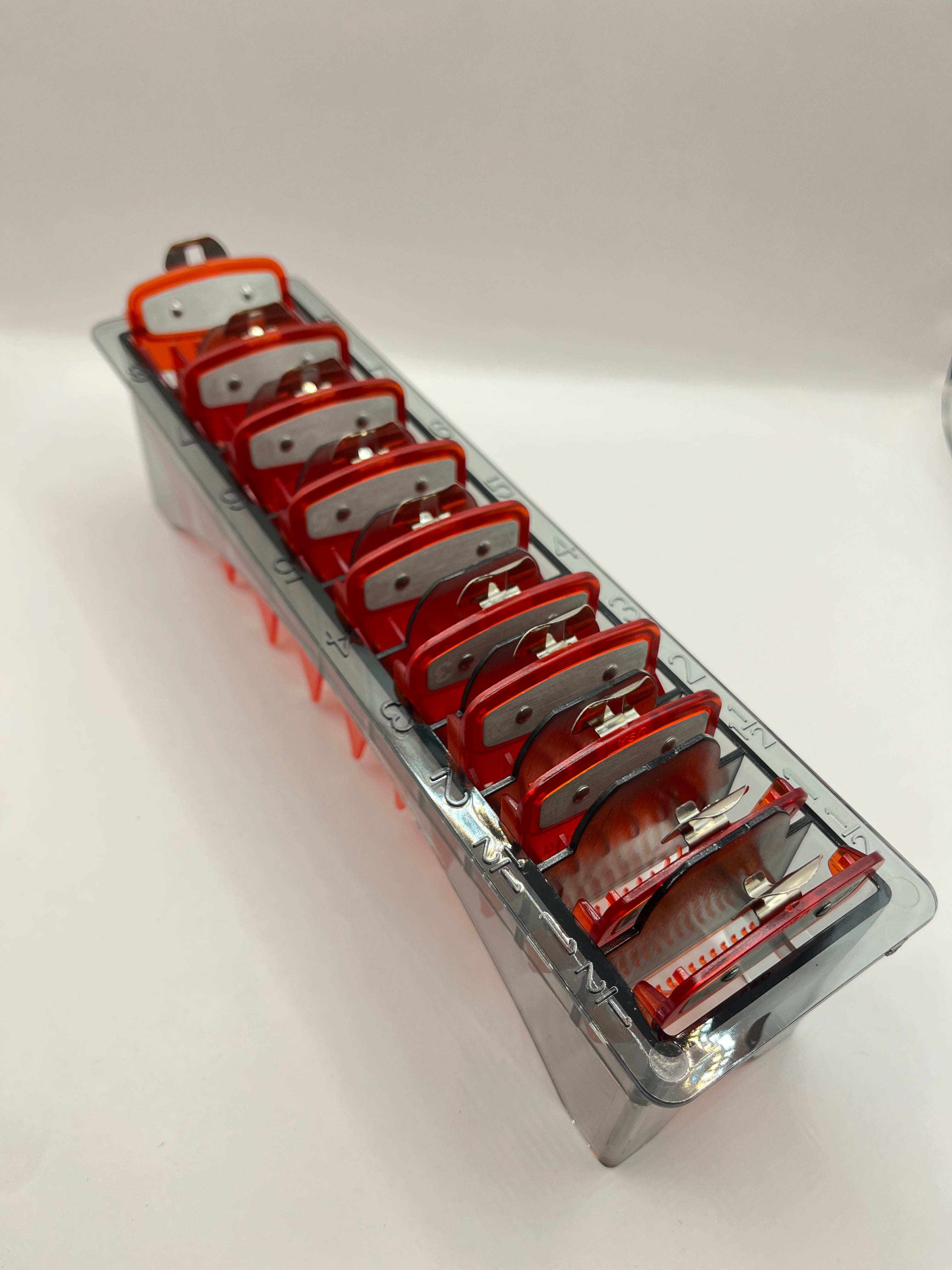 red Clear Clipper premium guards set with metal clip – fits wahl and babyliss (1-8, 0.5, 1.5) Tray inlcuded